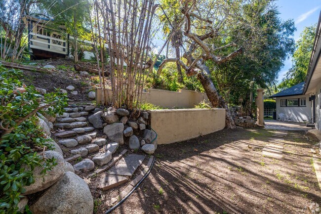 Building Photo - New Price: $6,800/month — Furnished Shadow Hills Retreat with Utilities Included & Exclusive Priv...