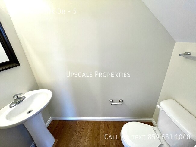 Building Photo - 515 Tomahawk Dr