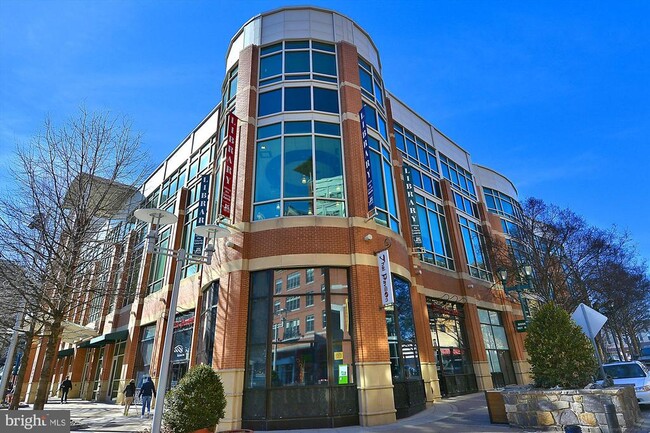 Building Photo - 64 Waddington Ln
