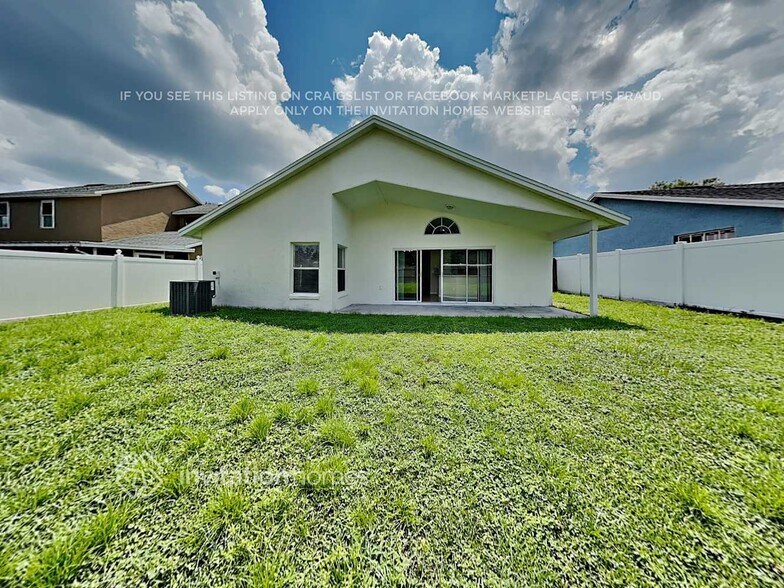 Building Photo - 1067 Sugarberry Trail