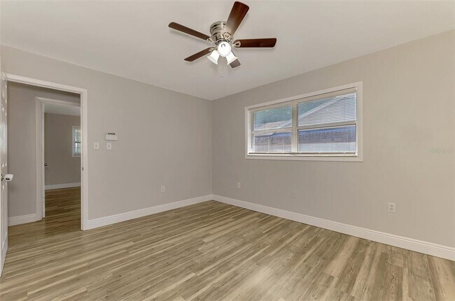 Building Photo - 5520 Hayden Blvd