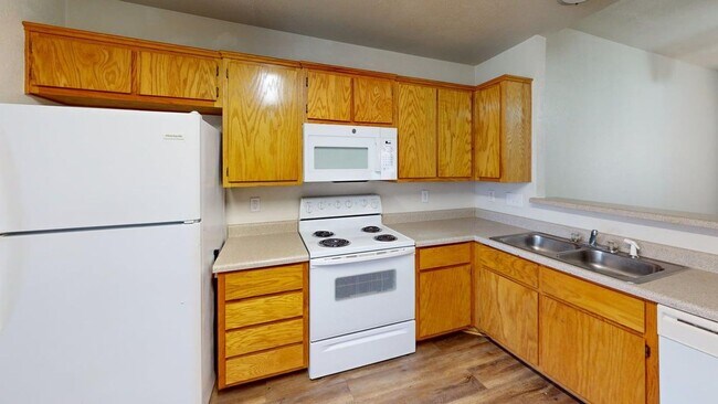 Building Photo - 3802 Pecos Dr