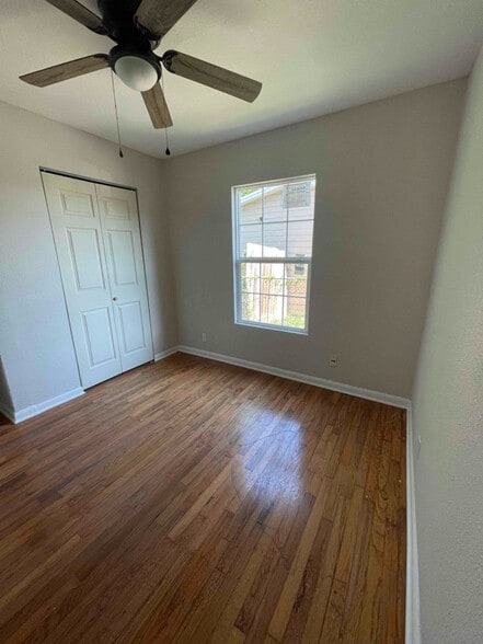 Building Photo - 1218 Vance Dr