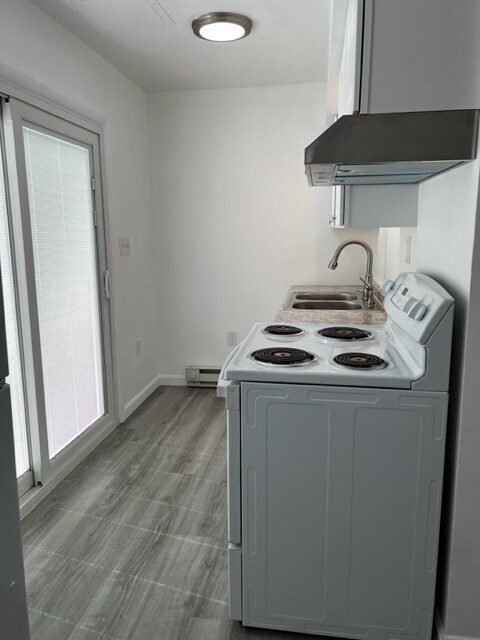 Building Photo - 120 Edgewood St