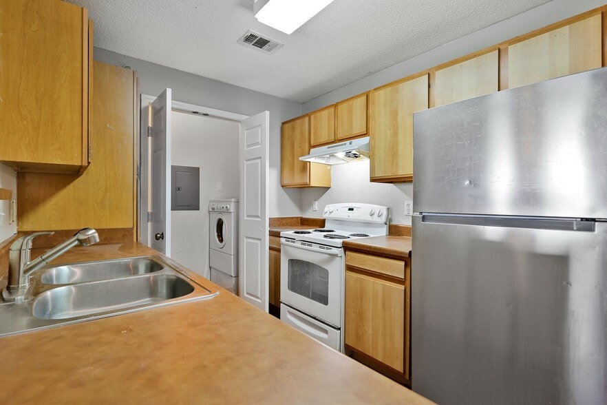 Interior Photo - Clarksville Heights
