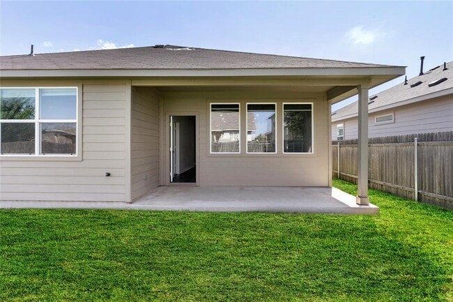 Building Photo - 365 Empress Tree Dr
