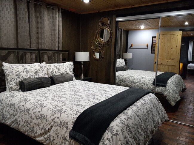 Building Photo - 487 Kentucky Ave