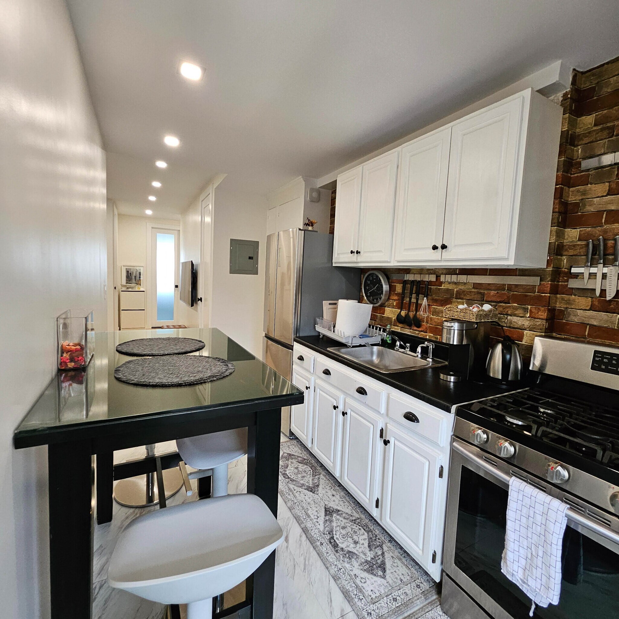 Building Photo - 3239 46th St