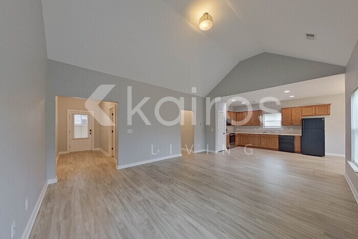 Building Photo - 45 HAWK LN