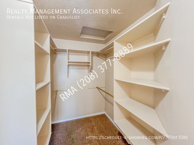 Building Photo - 9887 W Mesquite Ct