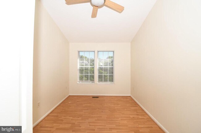 Building Photo - 7802 Mistic View Ct