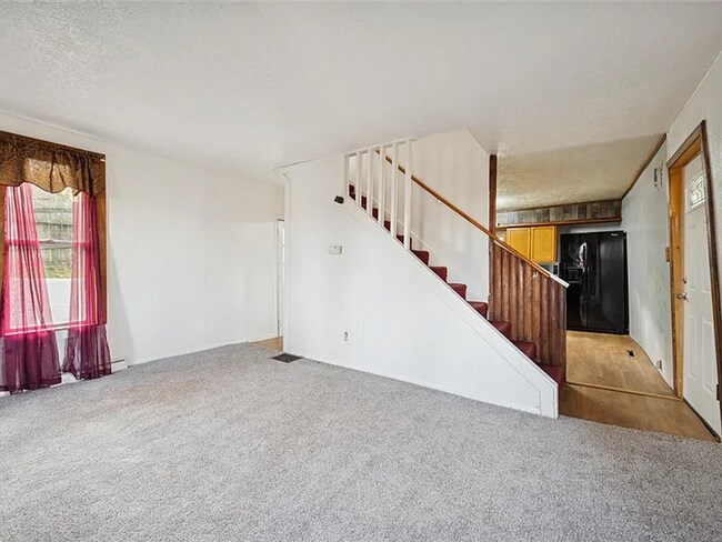 Building Photo - Charming 2 Bed 1 Bath in Butler!