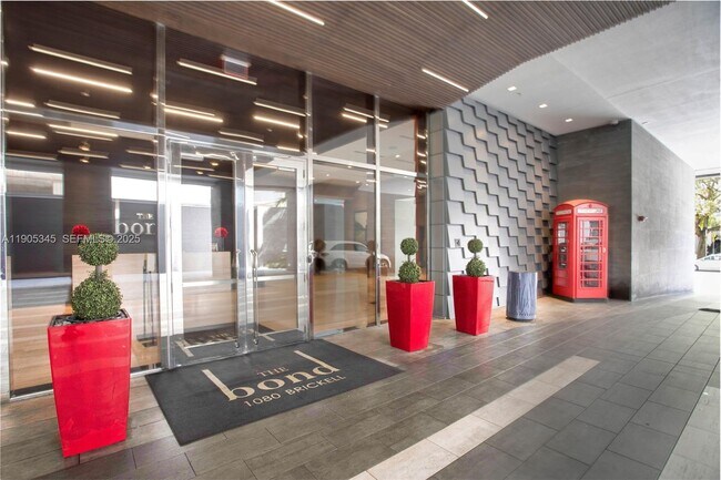 Building Photo - 1080 Brickell Ave