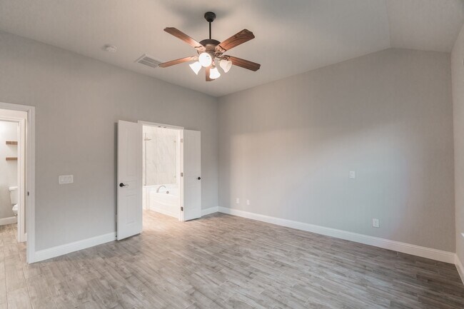 Building Photo - 50 Tidwillow Pl