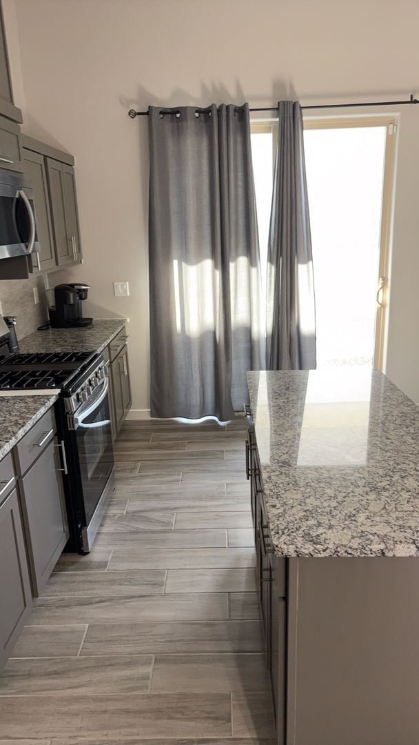 Building Photo - 3 bedroom 2.5 bath home in West El Paso!