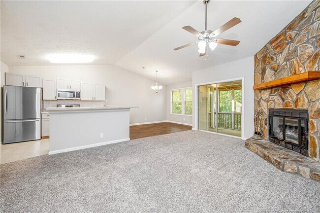 Building Photo - 6760 Willowbrook Dr