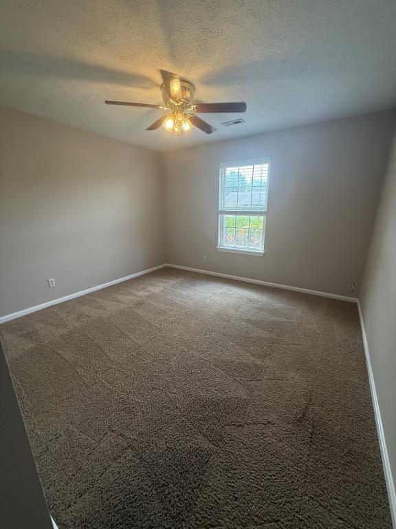 Building Photo - 2444 Savannah Dr