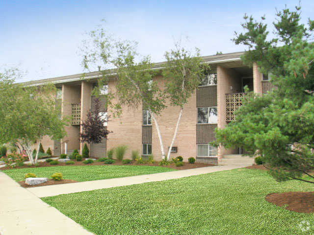 Building Photo - Warren Wood