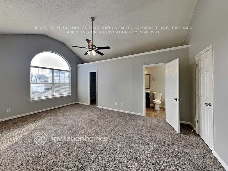 Building Photo - 2840 Highland Hill Pkwy