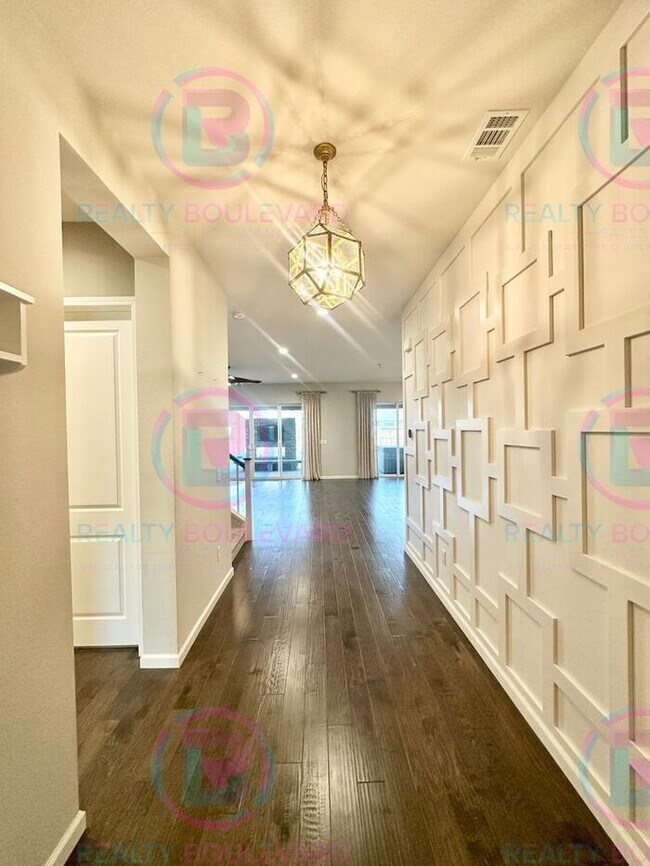 Building Photo - 5 Bedroom 3 Car Garage Home with Spa-Like Primary Suite & Resort-Style Backyard with Office, Loft...