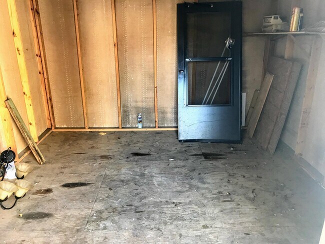 Building Photo - 505 Fort Clark Dr