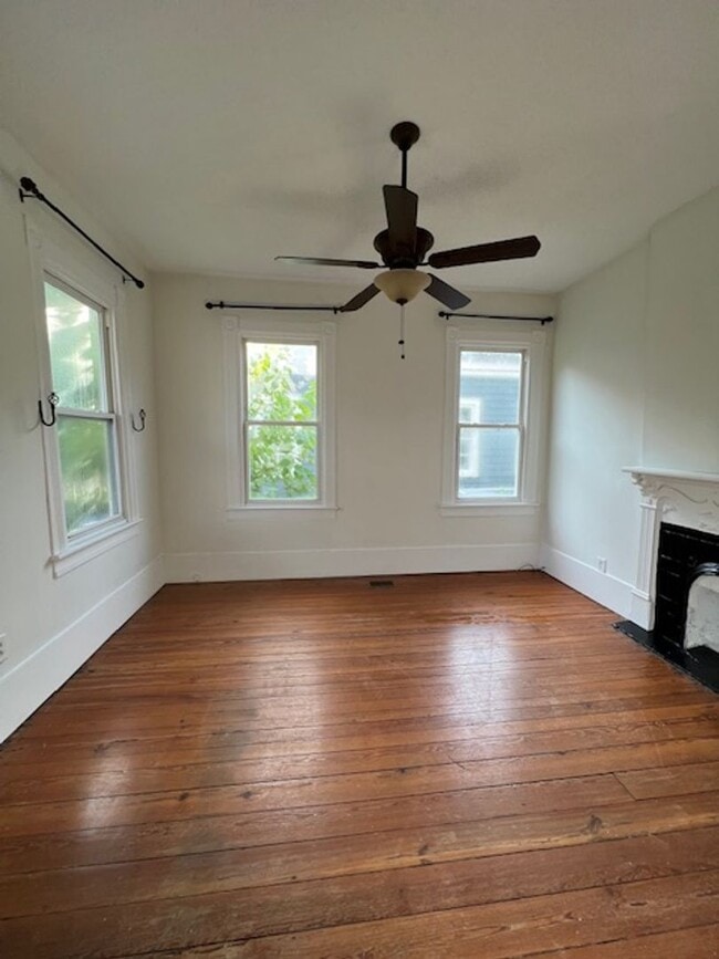 Building Photo - Downtown Beaufort House for Rent