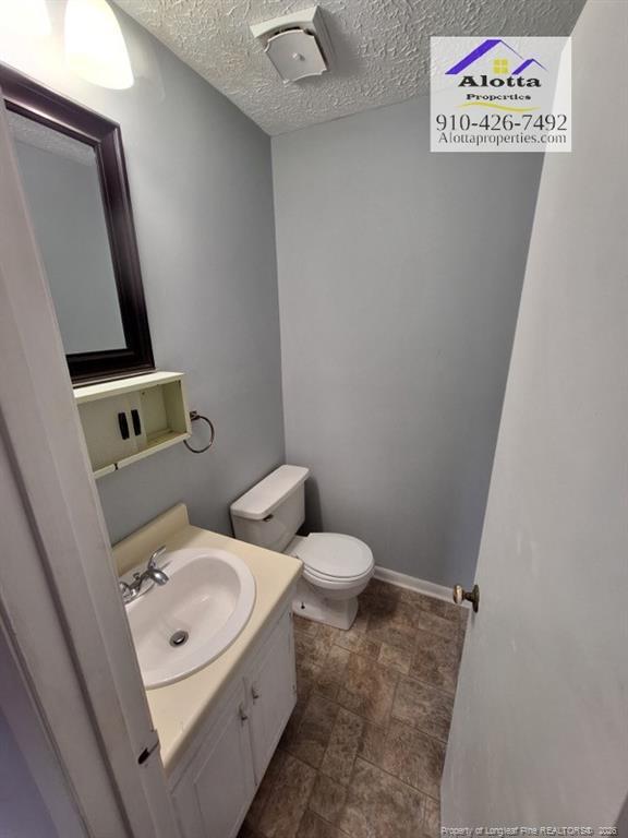 Building Photo - 6517 Green Meadow Rd