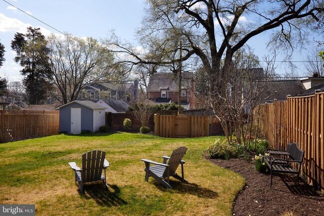 Building Photo - 4912 Brandywine St NW