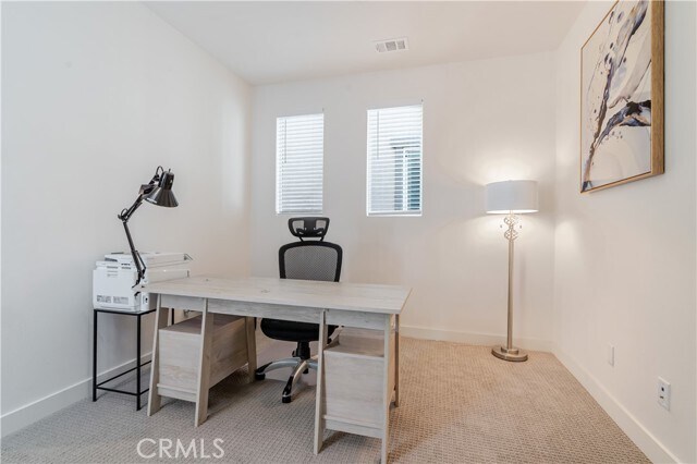 Building Photo - 624 Daniel Freeman Cir