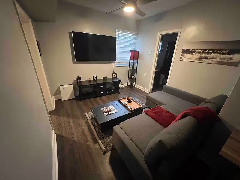 Building Photo - 2991 NW 31st Ave