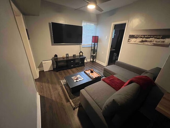 Building Photo - 2991 NW 31st Ave