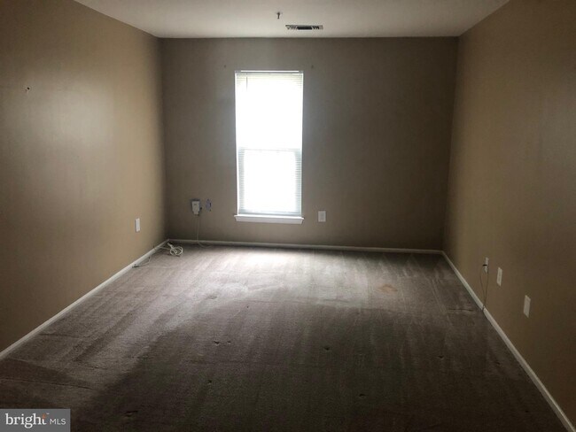 Building Photo - 20073 Dunstable Cir