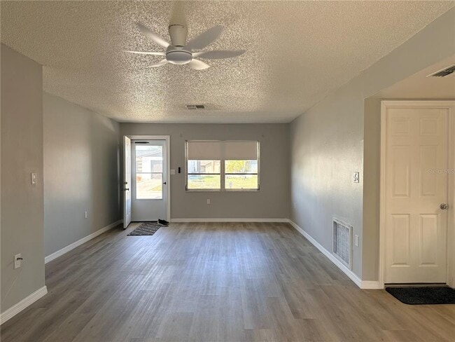 Building Photo - 8437 Luray Dr