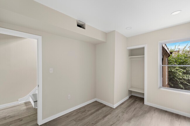 Building Photo - 2041 N 8th St