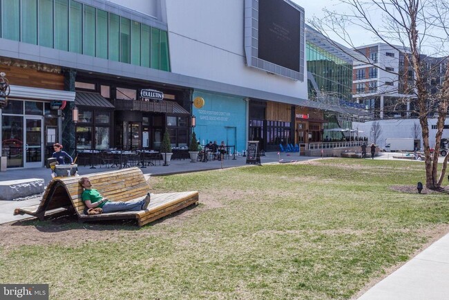 Building Photo - 2942 Yarling Ct