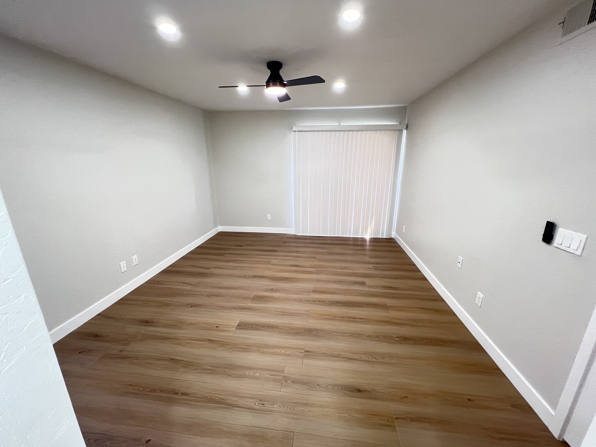 Primary bedroom - 2935 N 68th St