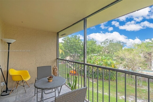 Building Photo - 6100 S Falls Cir Dr