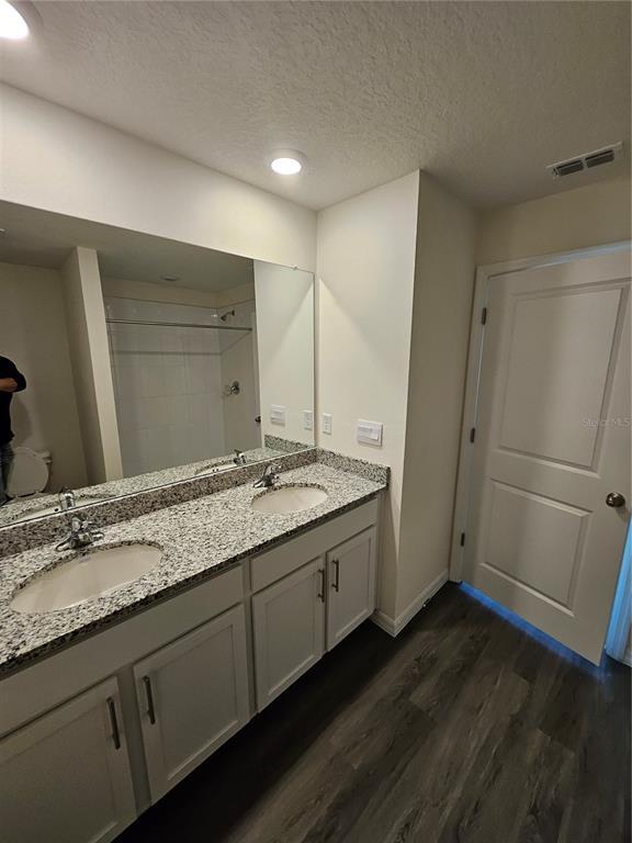 Building Photo - 2636 Hardin Wy