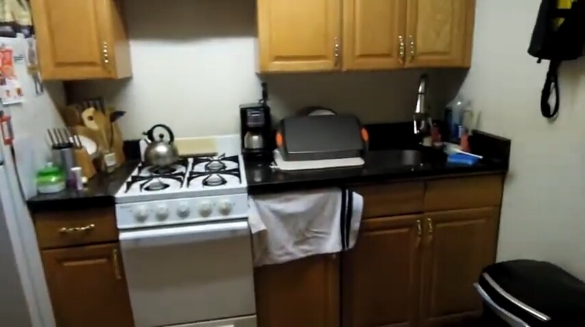 Building Photo - 60 Queensberry St