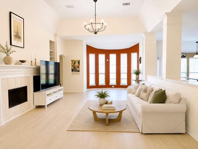 Building Photo - 3043 Summercrest Dr