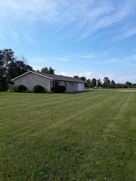 Building Photo - 2102 135th St