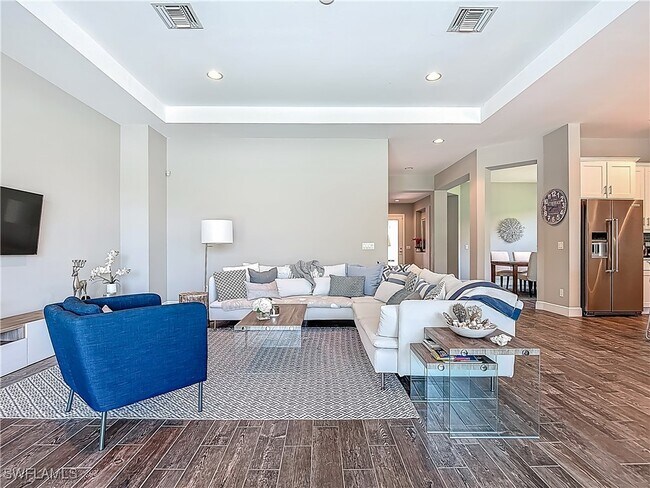 Building Photo - 4524 Tamarind Way