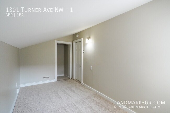 Building Photo - 1301 Turner Ave NW