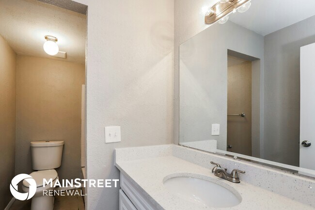 Building Photo - 2902 Forest Cir