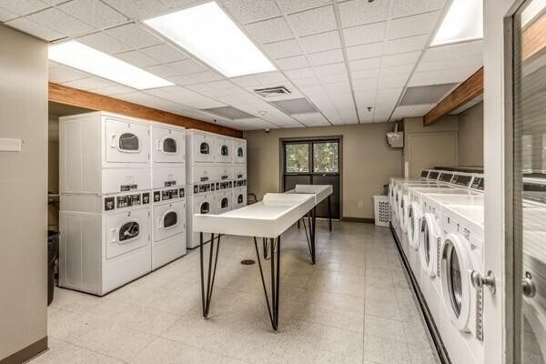 Building Photo - 133 Commander Shea Blvd