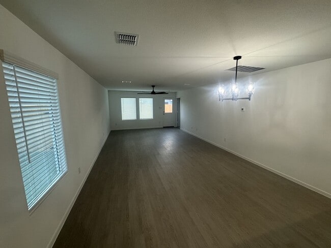 Building Photo - 405 Shearwater Ave