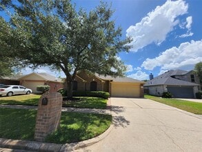 Building Photo - 3118 Rainmont Ln