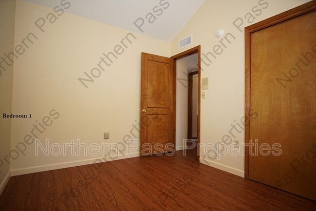 Building Photo - 11728 Bob Mitchell Dr