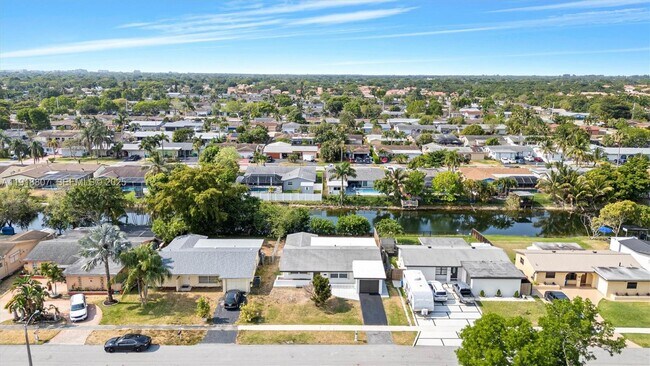 Building Photo - 9720 NW 24th Pl