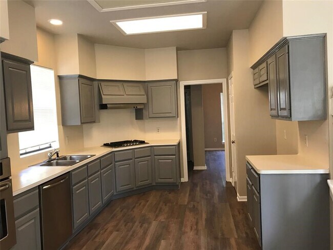 Building Photo - 835 Prairie Brook Ct